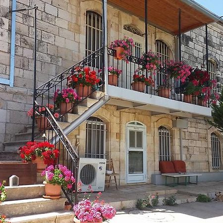 Rosary Sister Guest House Ein Karem Jerusalén Exterior foto