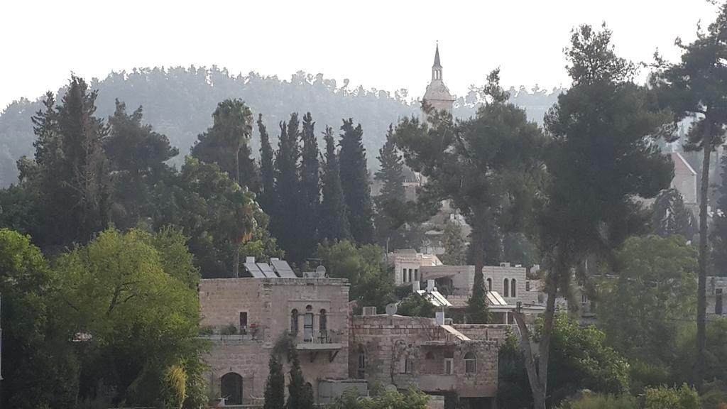Rosary Sister Guest House Ein Karem Jerusalén Exterior foto