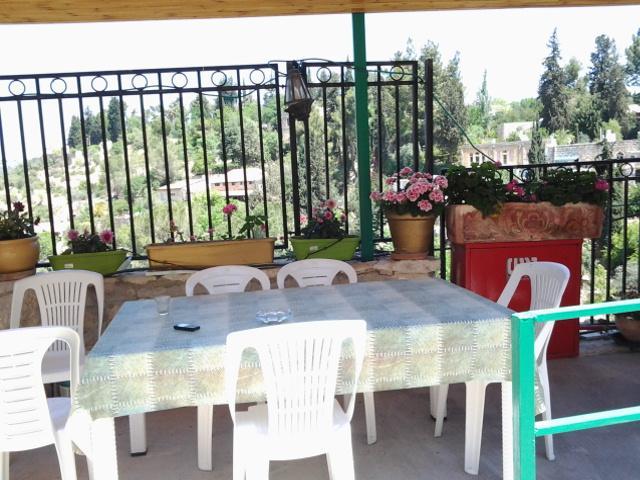 Rosary Sister Guest House Ein Karem Jerusalén Exterior foto